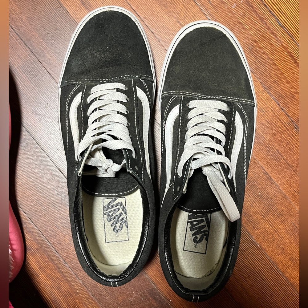Women’s Vans old skool platform sneaker